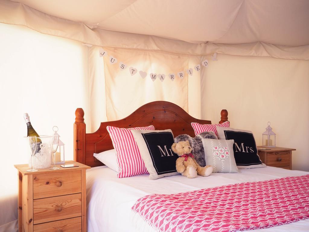 Hotel Old Dairy Farm Glamping Emsworth Exterior foto