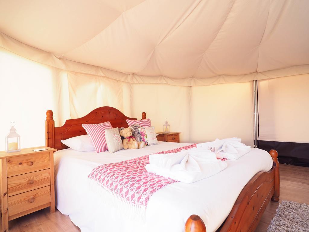 Hotel Old Dairy Farm Glamping Emsworth Exterior foto